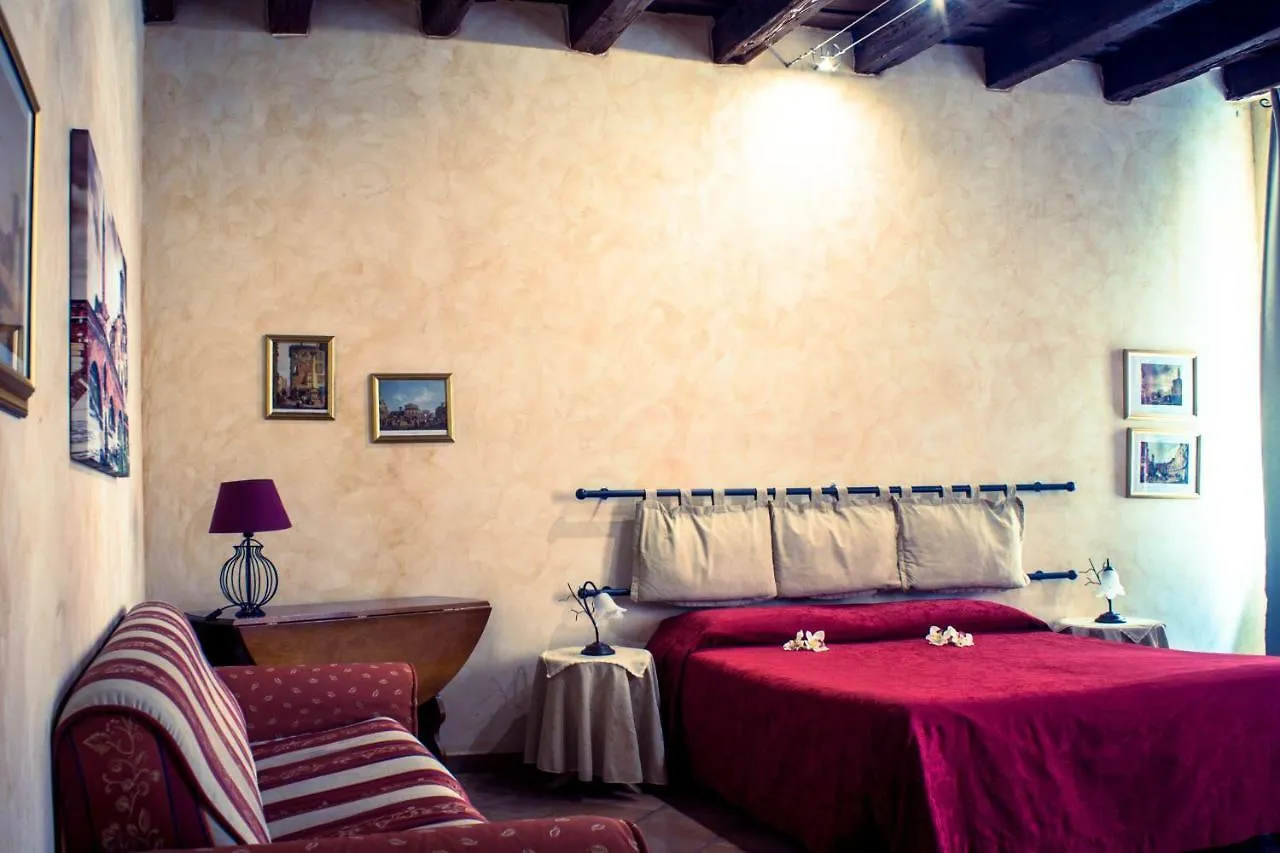 Bed and breakfast Anfiteatro B&B Verona Italia